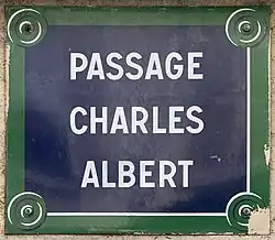 Voir la plaque.
