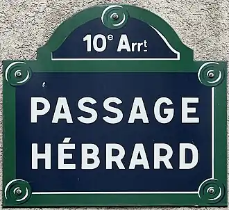 Voir la plaque.