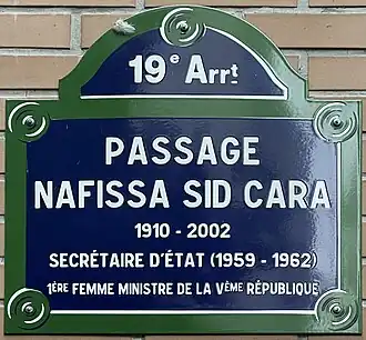 Voir la plaque.