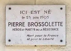 Plaque au 77 bis rue Michel-Ange (Paris).