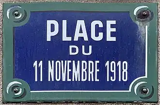 Voir la plaque.