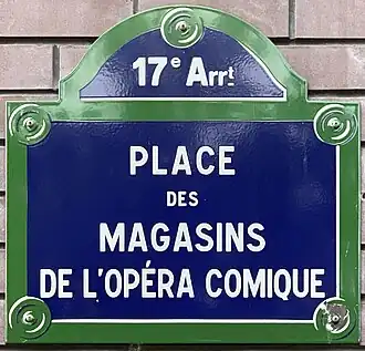 Voir la plaque.