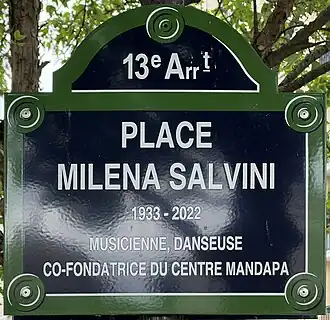 Voir la plaque.