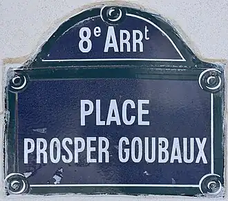 Voir la plaque.