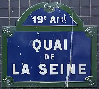 Voir la plaque.