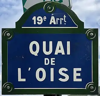 Voir la plaque.