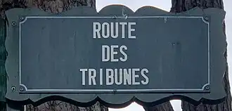 Voir la plaque.