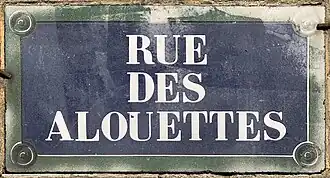 Voir la plaque.