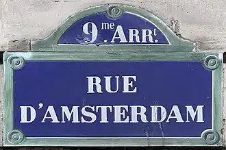 Voir la plaque.