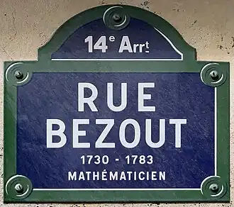 Voir la plaque.