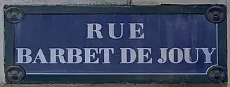 Voir la plaque.