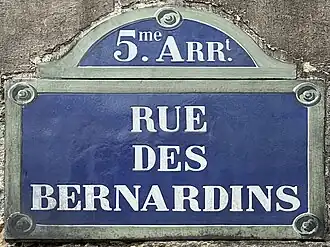 Voir la plaque.