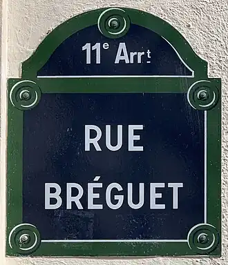 Voir la plaque.