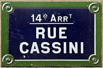 Voir la plaque.