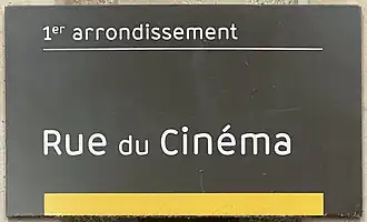 Voir la plaque.
