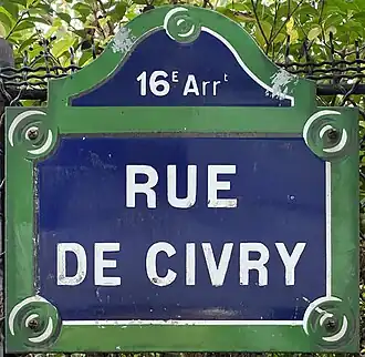 Voir la plaque.