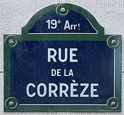 Voir la plaque.