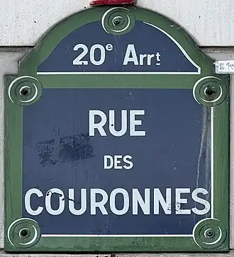 Voir la plaque.
