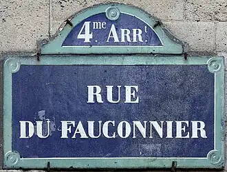 Voir la plaque.