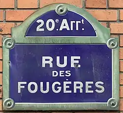 Voir la plaque.