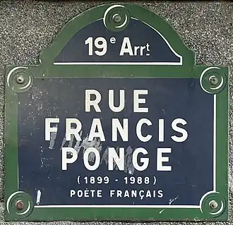 Voir la plaque.
