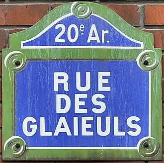 Voir la plaque.