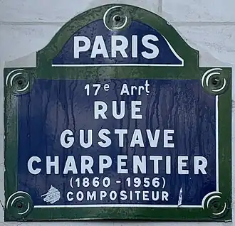 Voir la plaque.