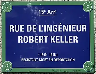 Voir la plaque.