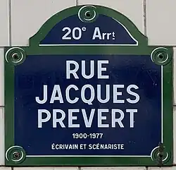 Voir la plaque.