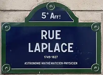 Voir la plaque.