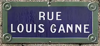Voir la plaque.