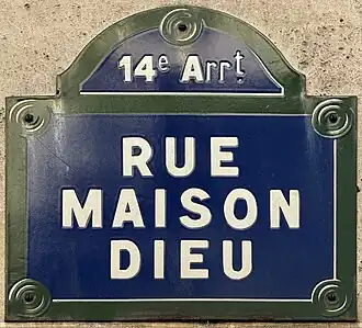 Voir la plaque.