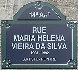 Voir la plaque.
