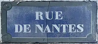 Voir la plaque.