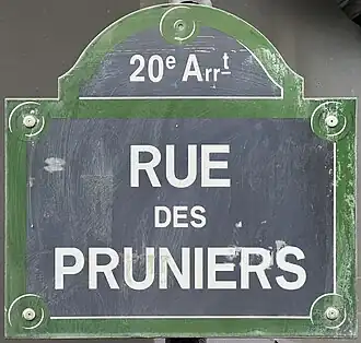 Voir la plaque.