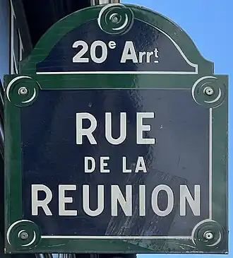 Voir la plaque.