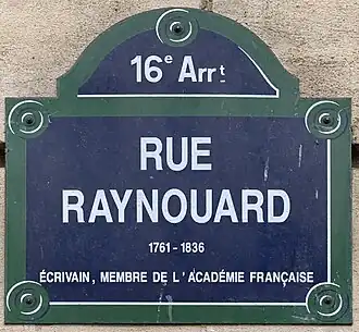 Voir la plaque.