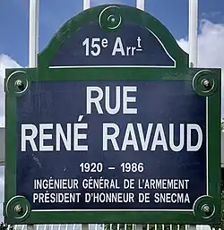 Voir la plaque.