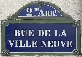 Voir la plaque.