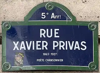 Voir la plaque.