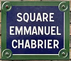 Voir la plaque.