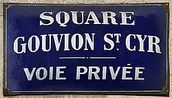 Voir la plaque.