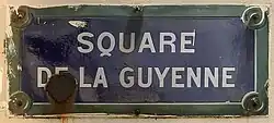 Voir la plaque.
