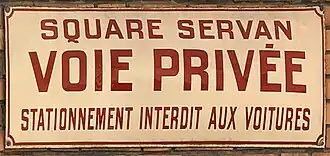 Voir la plaque.