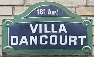 Voir la plaque.