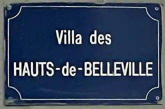 Voir la plaque.