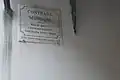 Plaque de la Contrada Mondovi indiquant comme ancien nom Contrada degli Ebrei