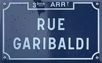 Voir la plaque.
