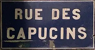 Voir la plaque.