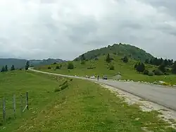 La cabanne de Pierrefite à droite à 4&nbsp;km de l'arrivée.